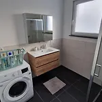 Modern Living With Sunset Terrace - Lift - Smart Tv - Xxl Terrasse * Braunschweig