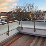 Modern Living With Sunset Terrace - Lift - Smart Tv - Xxl Terrasse Lejlighed