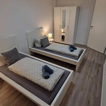 Modern Living With Sunset Terrace - Lift - Smart Tv - Xxl Terrasse * Braunschweig