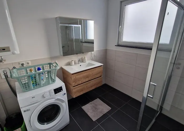 Modern Living With Sunset Terrace - Lift - Smart Tv - Xxl Terrasse * Braunschweig