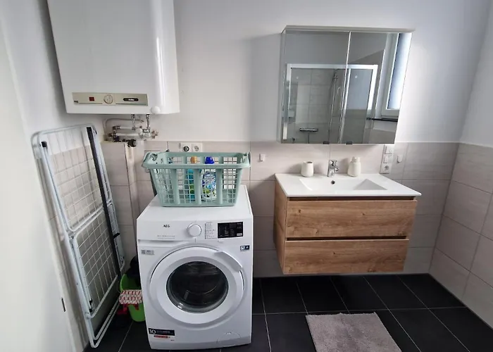 Modern Living With Sunset Terrace - Lift - Smart Tv - Xxl Terrasse * Braunschweig